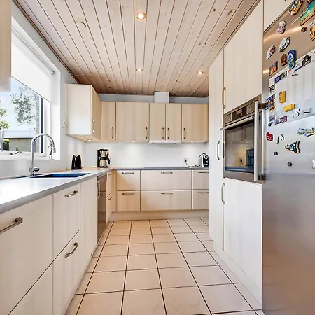 Cozy And Spacious Townhouse In Villa