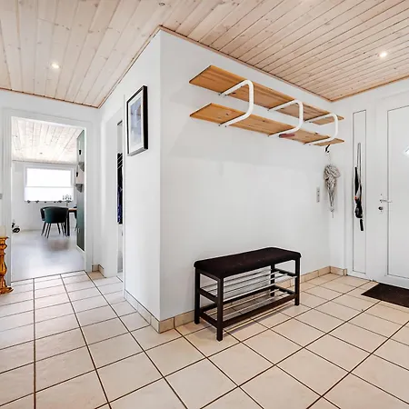 Cozy And Spacious Townhouse In