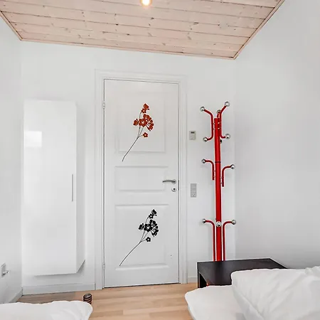 Cozy And Spacious Townhouse In Villa Års