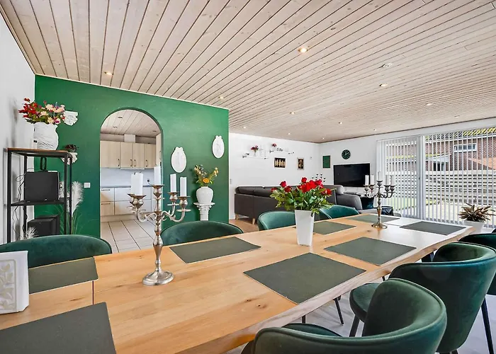 Cozy And Spacious Townhouse In Villa Ars