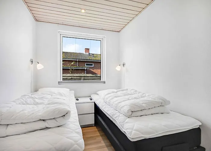 Cozy And Spacious Townhouse In Villa