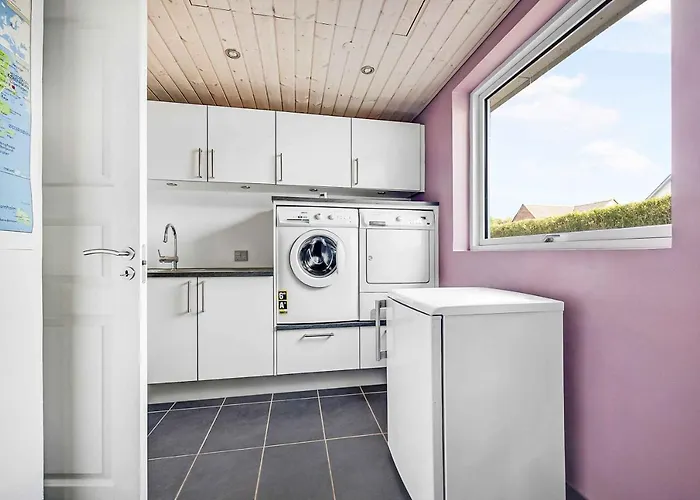 Cozy And Spacious Townhouse In Villa *